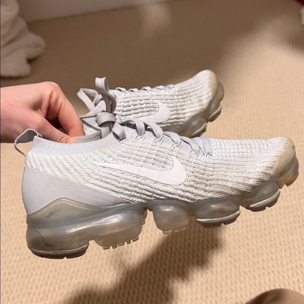 Nike Air vapormax fly knit 3 women’s running pure platinum